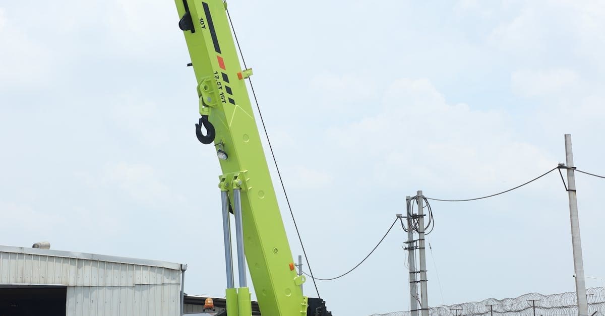 AI-Driven Tools for Effective Sales Demonstrations: Boosting Conversions and Engagement